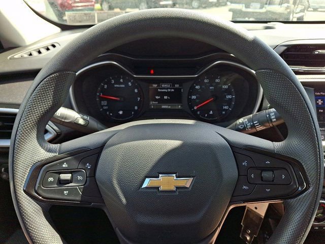 Used 2022 Chevrolet TrailBlazer LS FWD image 23