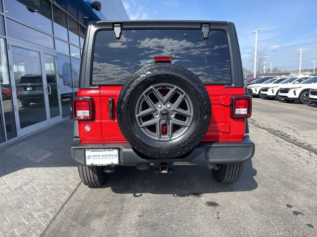 Used 2024 Jeep Wrangler Unlimited Sport AWD/4WD image 32