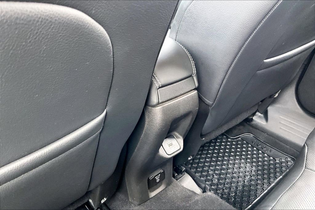 Used 2022 Jeep Renegade Limited image 23