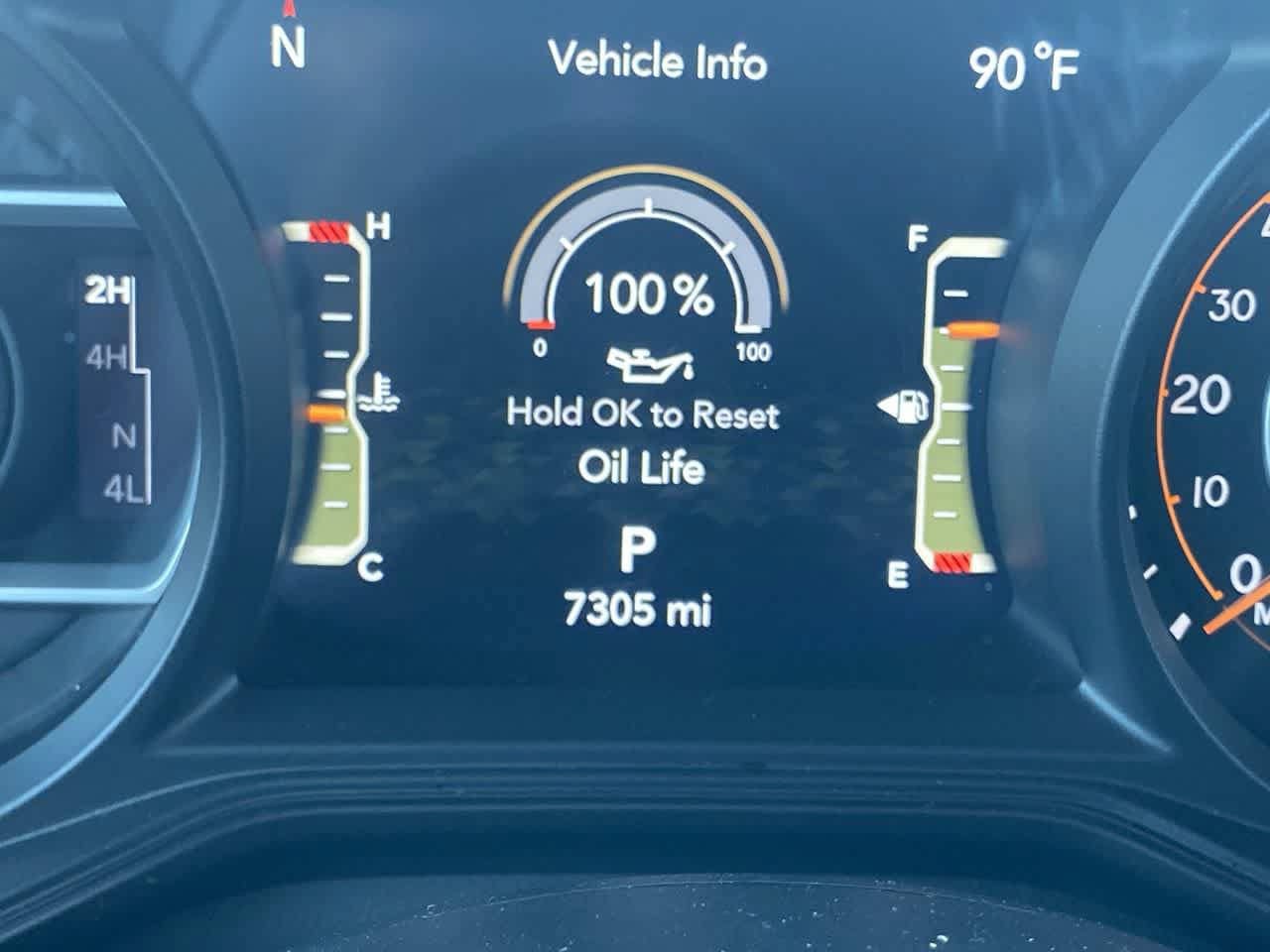 Used 2025 Jeep Wrangler Sport AWD/4WD image 15