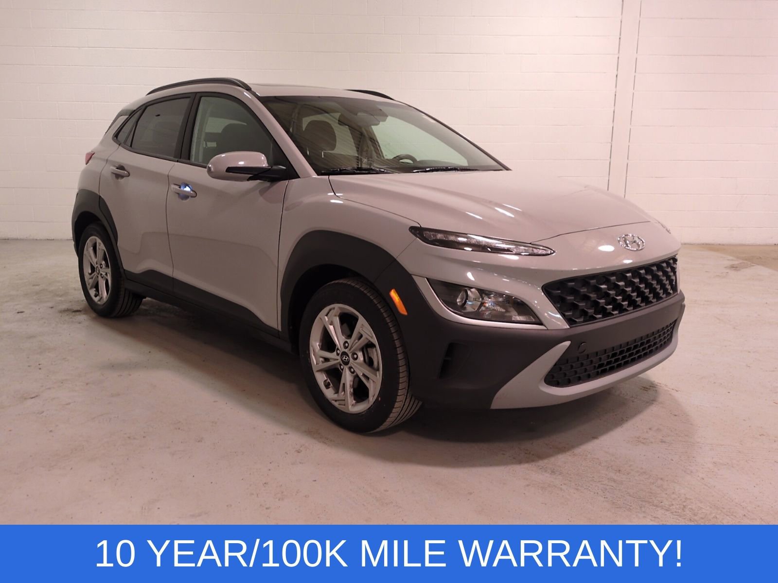 Certified 2023 Hyundai Kona SEL w/ Convenience Package image 1