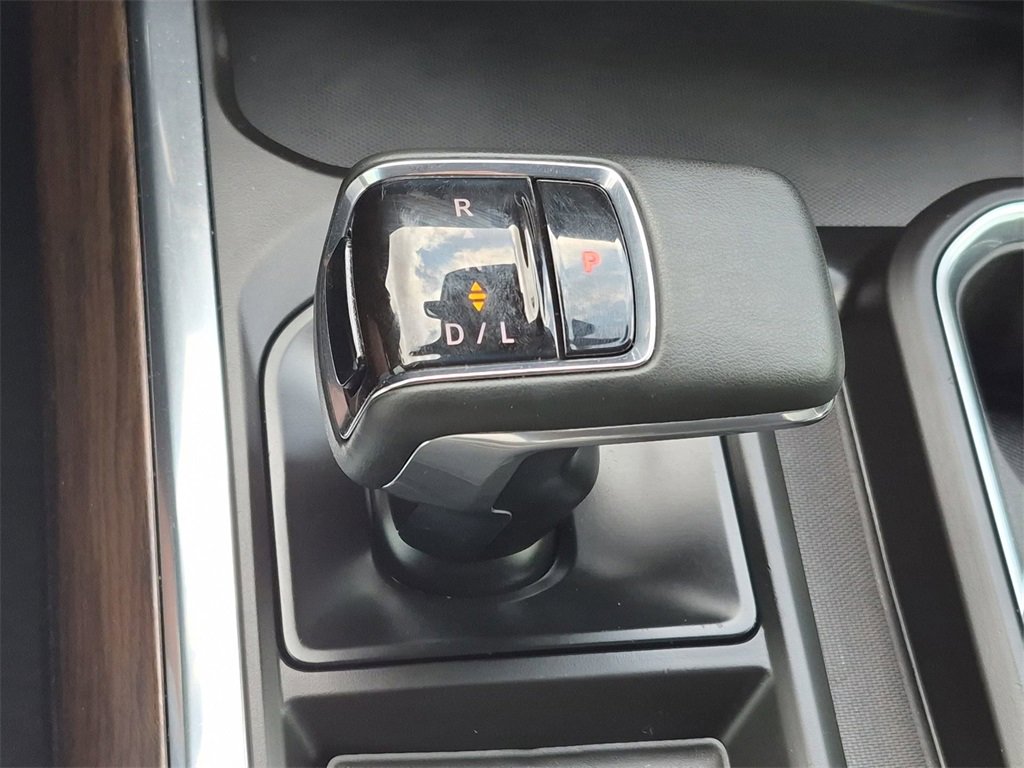 Used 2023 GMC Sierra 1500 SLT w/ SLT Premium Package image 19