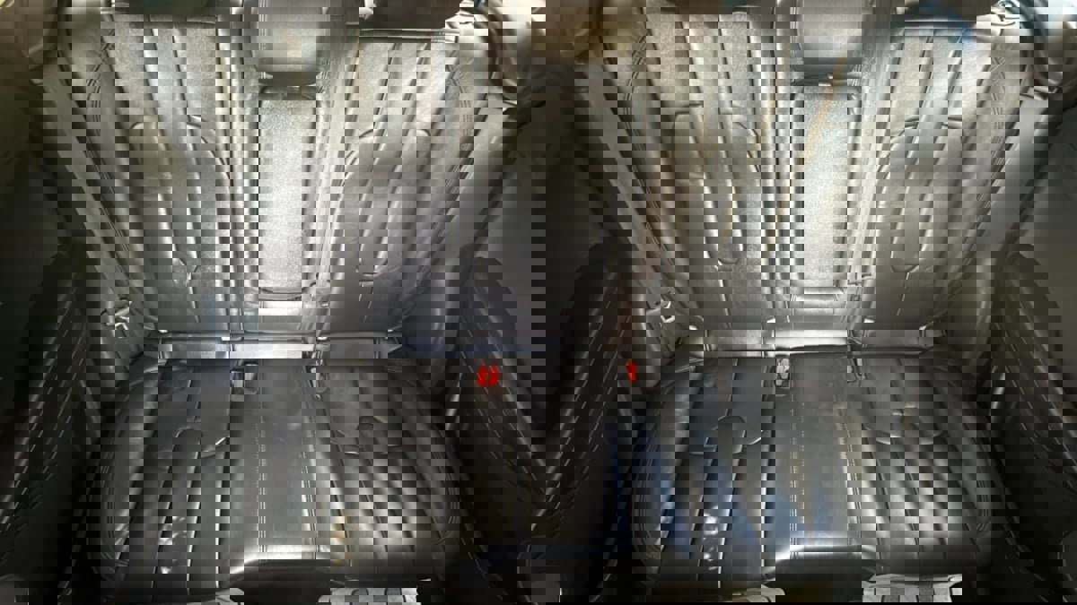 Used 2015 Land Rover Range Rover Evoque Pure Plus image 15