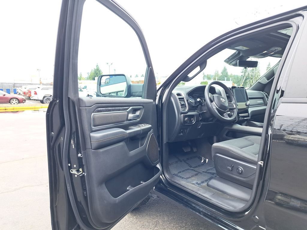 Used 2024 RAM 1500 Big Horn image 10