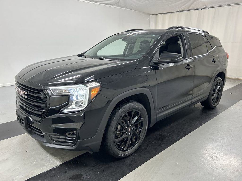Certified 2023 GMC Terrain SLT w/ Elevation Edition image 5