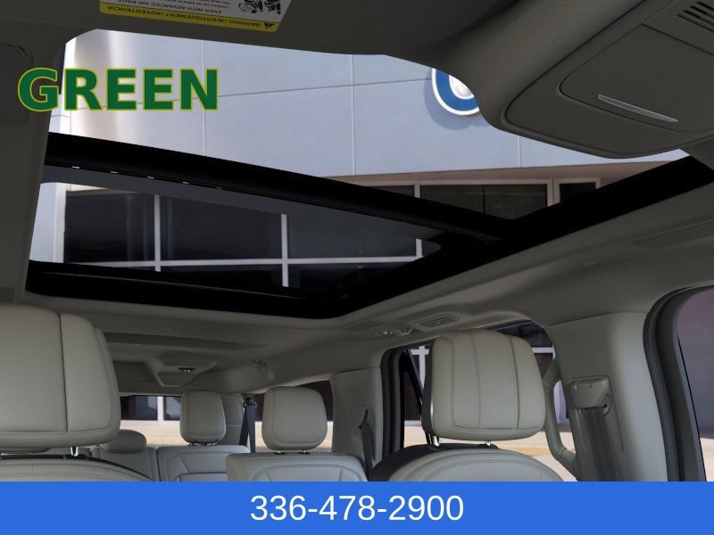 Used 2026 Lincoln Navigator L Reserve AWD/4WD image 22