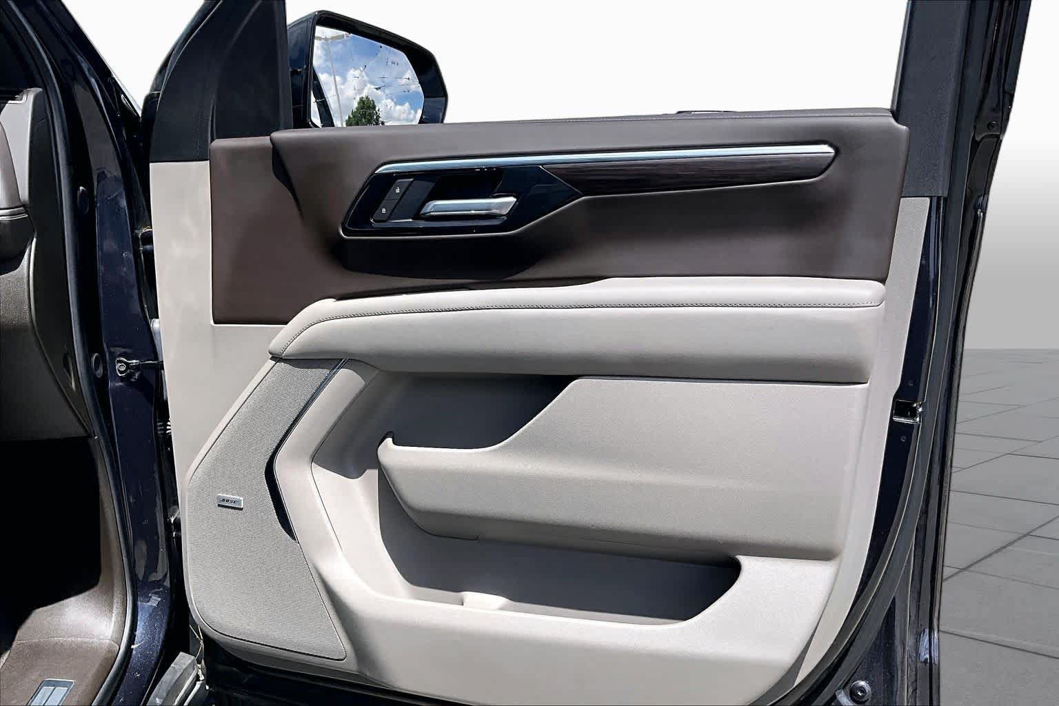 Used 2025 Chevrolet Tahoe LT w/ Comfort Package RWD image 20