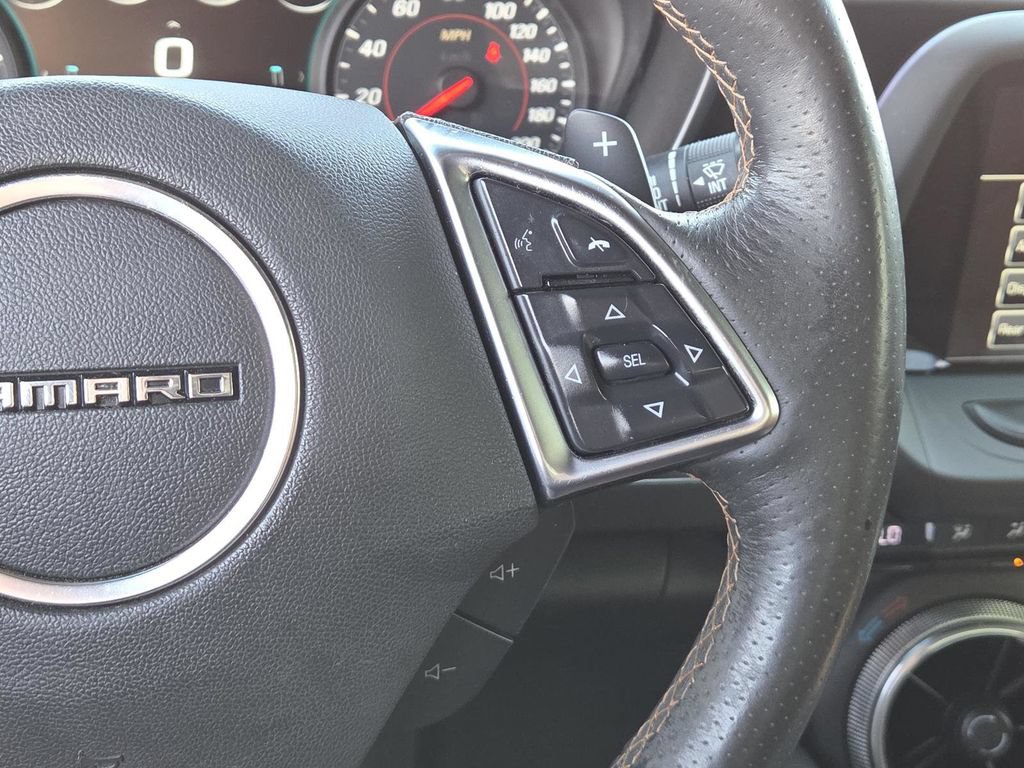 Used 2018 Chevrolet Camaro SS RWD image 28
