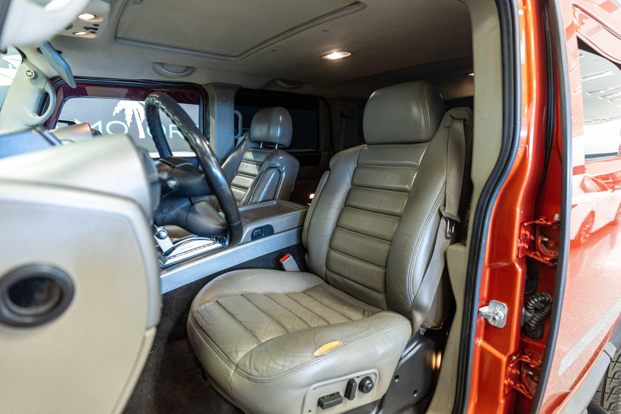 Used 2003 HUMMER H2 w/ Preferred Equipment Group AWD/4WD image 8
