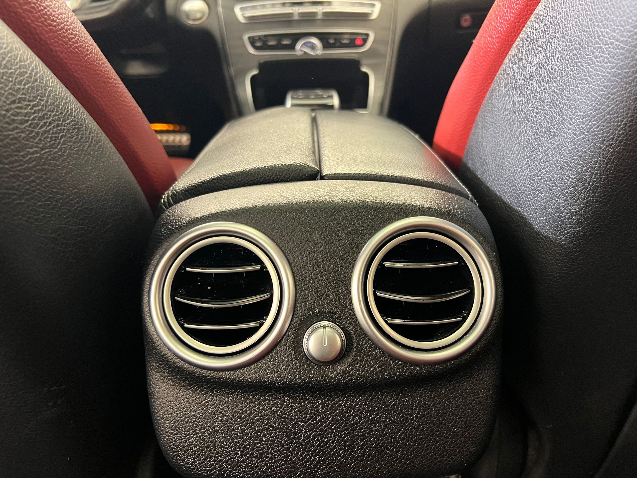 Used 2016 Mercedes-Benz C 300 Sedan image 34