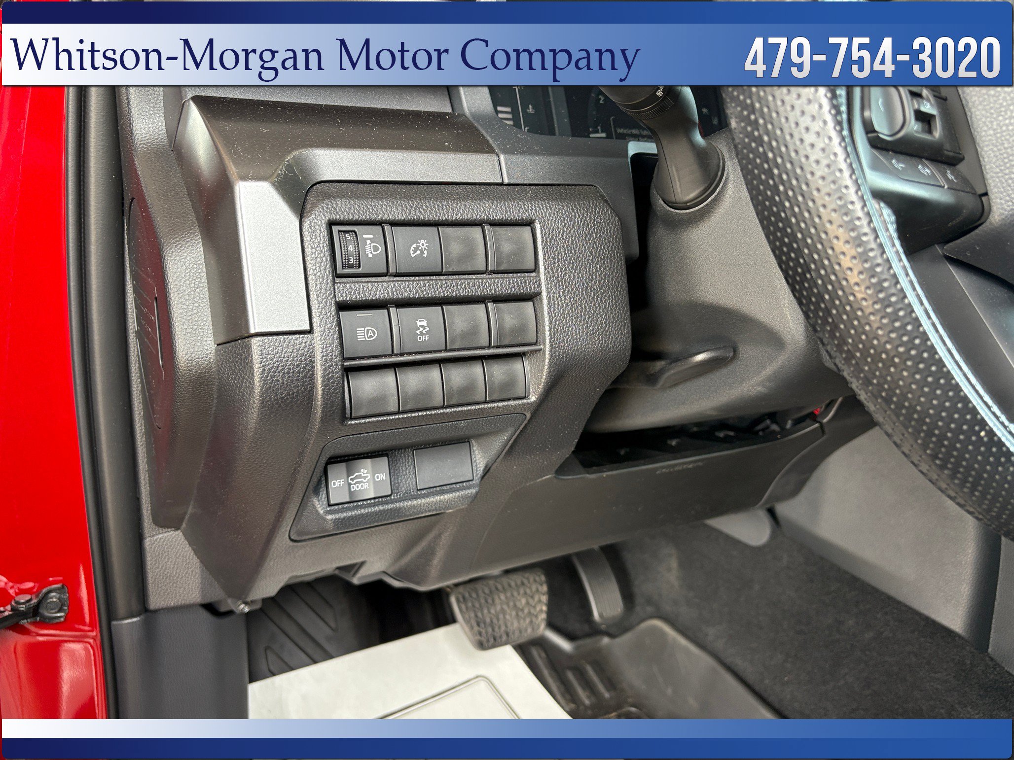 Used 2025 Toyota Tacoma SR5 AWD/4WD image 14