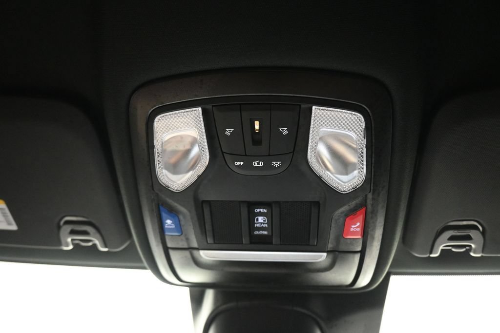 Used 2025 RAM 3500 Tradesman AWD/4WD image 26