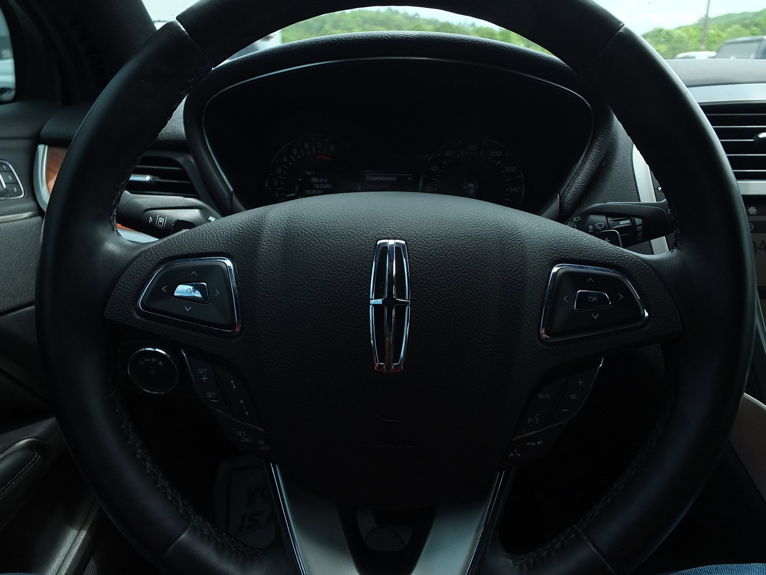 Used 2017 Lincoln MKC Reserve FWD image 21