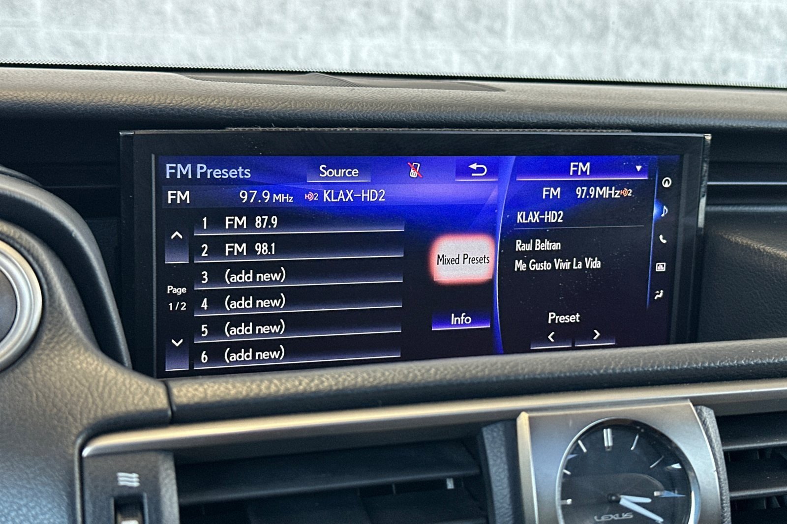 Used 2020 Lexus IS 300 F Sport w/ F Sport Package RWD image 16