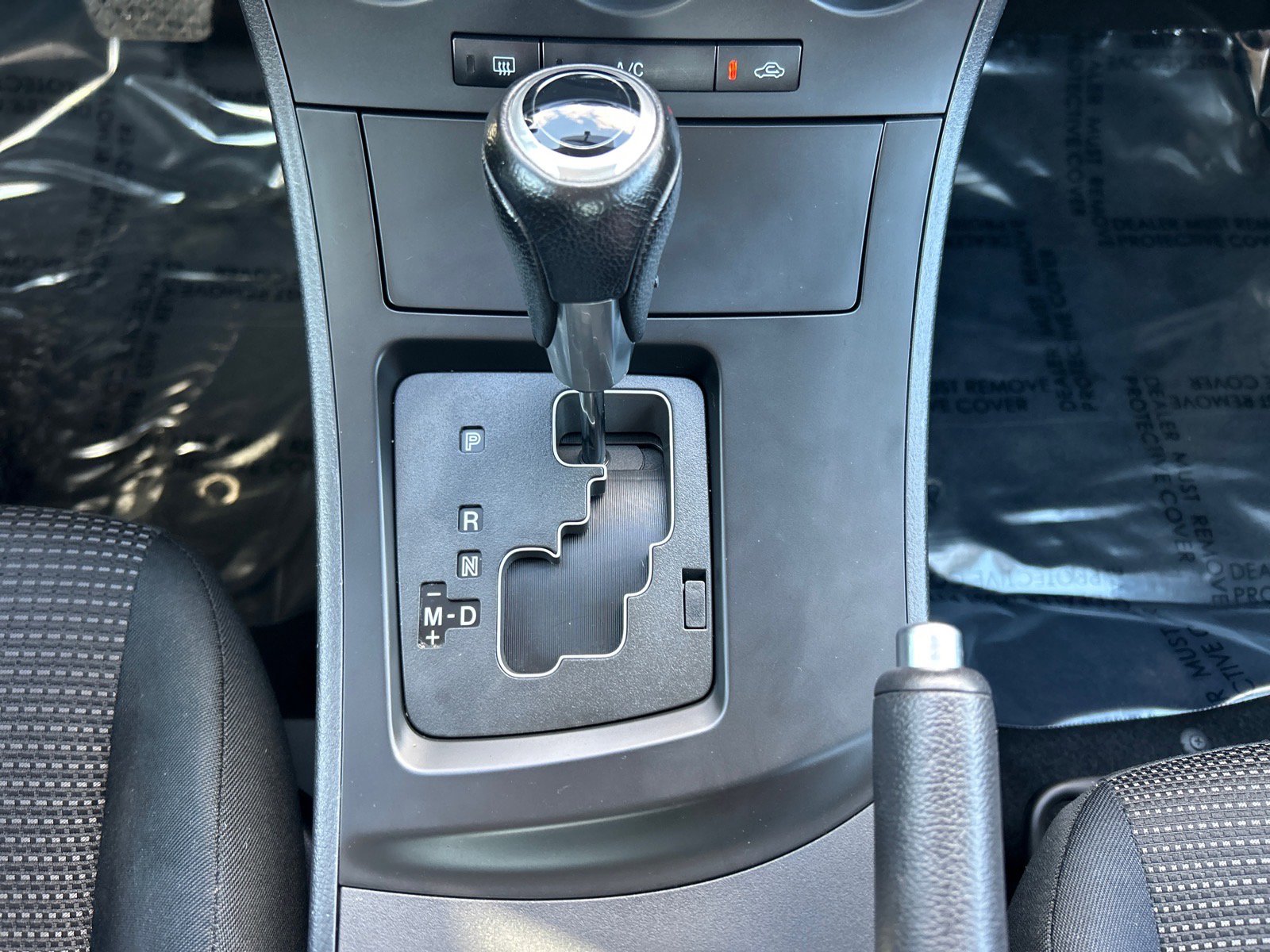 Used 2012 MAZDA MAZDA3 i Touring image 25