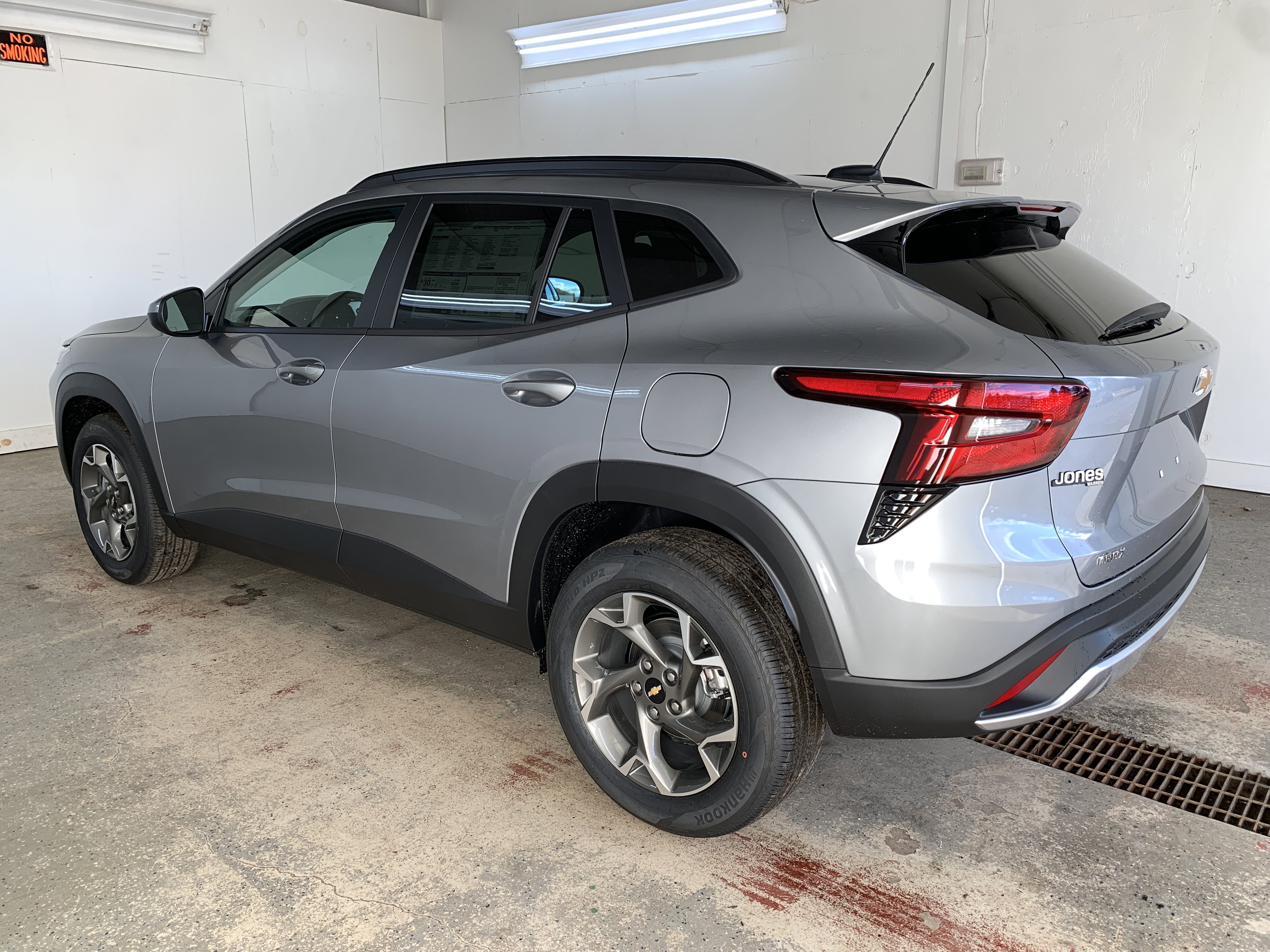New 2026 Chevrolet Trax LT w/ Sunroof Package image 4