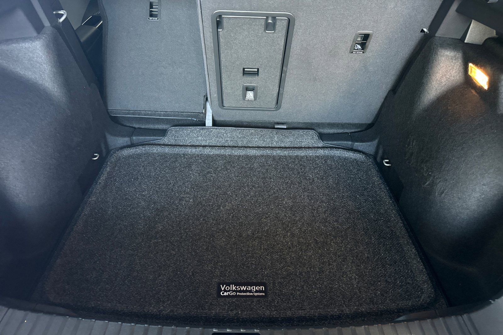 Used 2023 Volkswagen Taos SE w/ Panoramic Sunroof Package FWD image 15