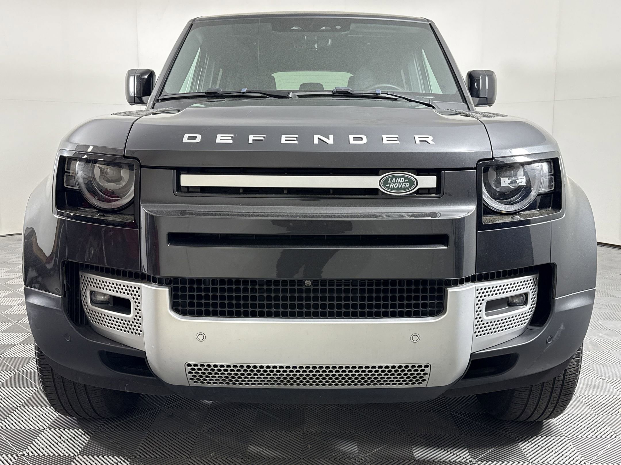 Certified 2024 Land Rover Defender 110 S AWD/4WD image 6
