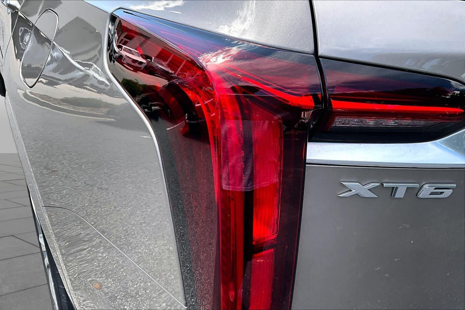 Used 2023 Cadillac XT6 Premium Luxury FWD image 29