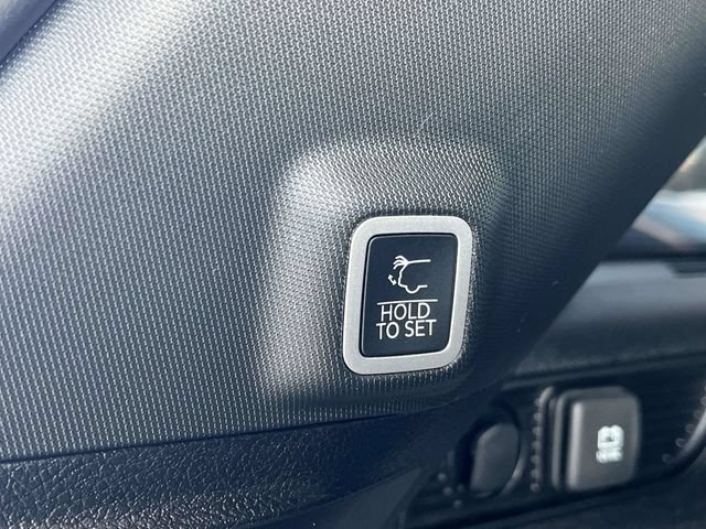 Used 2022 Jeep Grand Cherokee Altitude AWD/4WD image 21