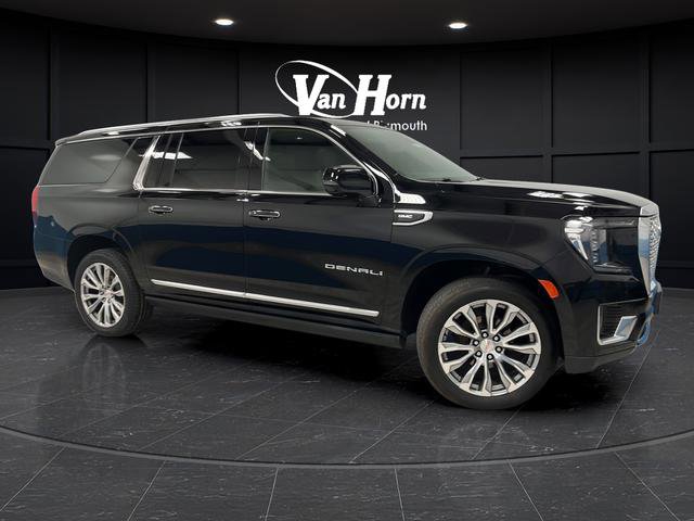 Used 2021 GMC Yukon XL Denali w/ Denali Premium Package AWD/4WD image 1