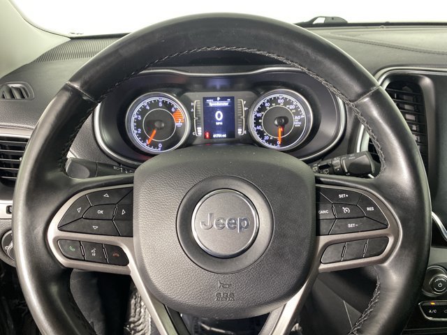 Used 2019 Jeep Cherokee Latitude Plus AWD/4WD image 21
