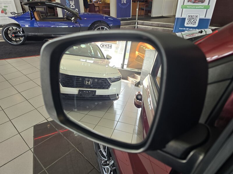Used 2019 Dodge Grand Caravan GT FWD image 32