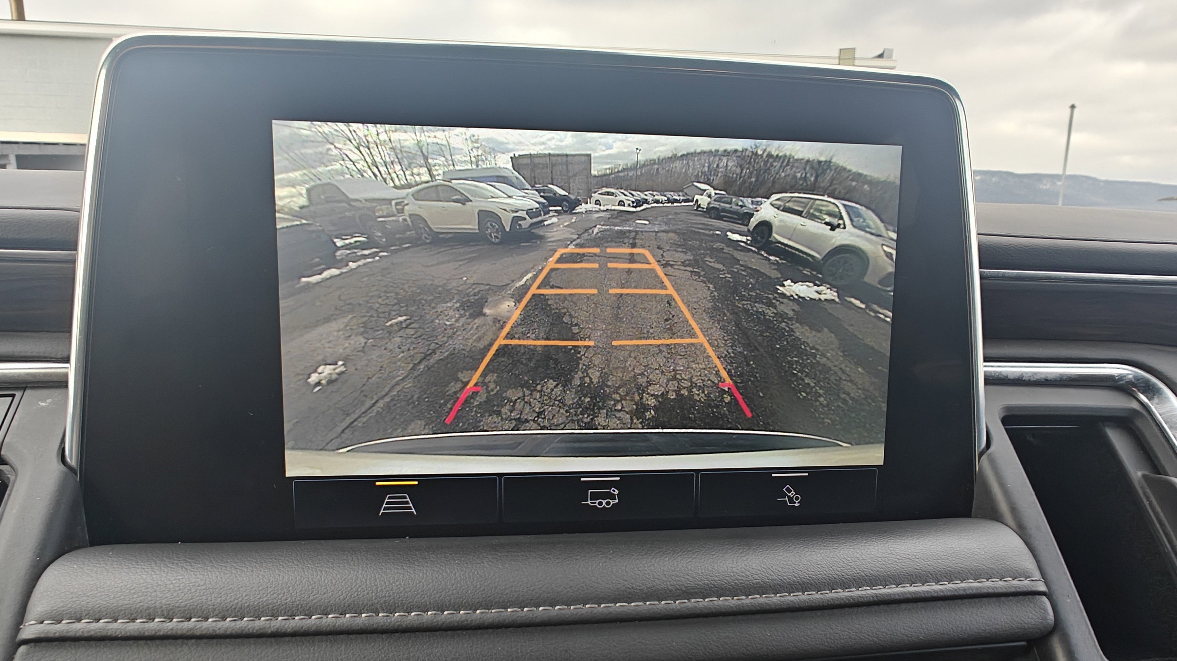 Used 2022 Chevrolet Suburban LT w/ Max Trailering Package image 41