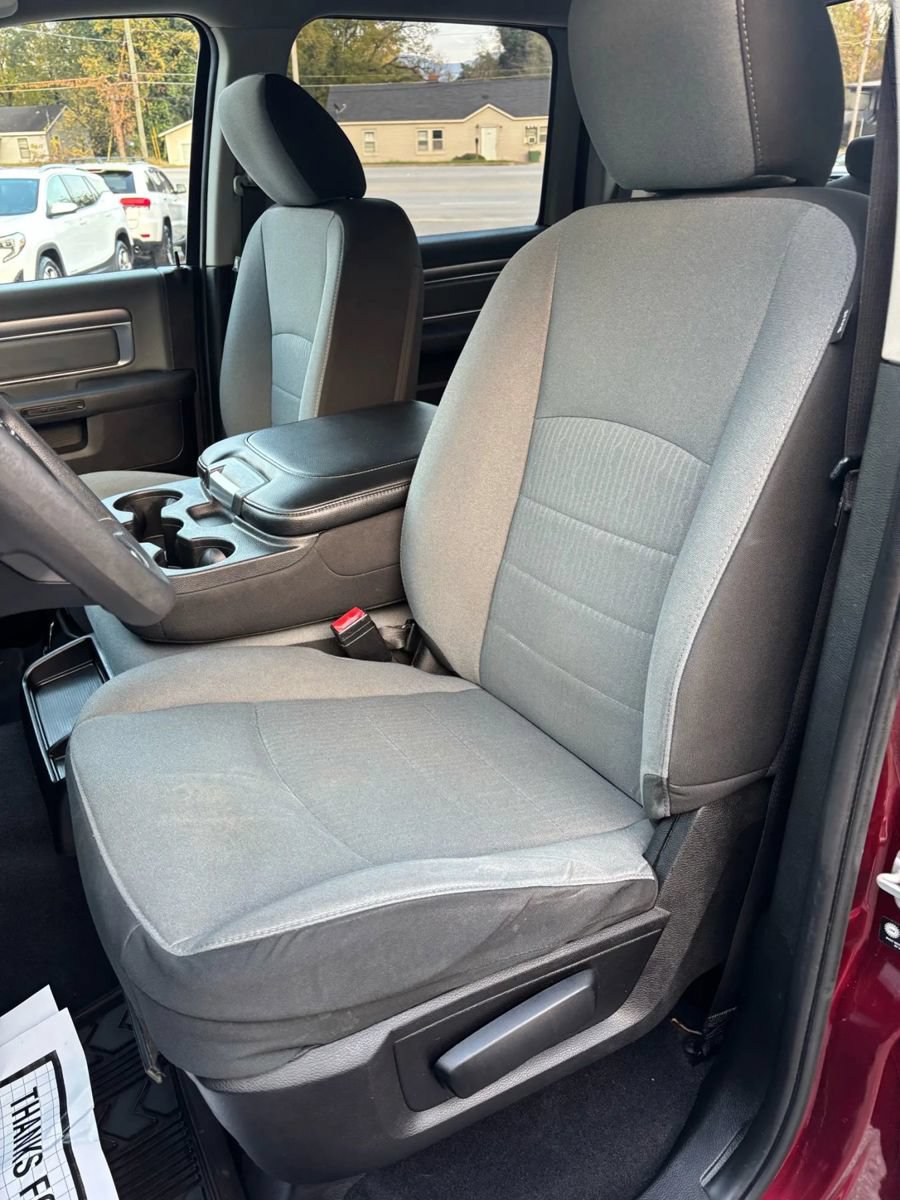 Used 2021 RAM 1500 Classic SLT AWD/4WD image 15