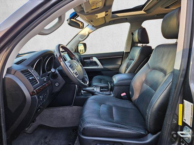 Used 2014 Toyota Land Cruiser AWD/4WD image 12