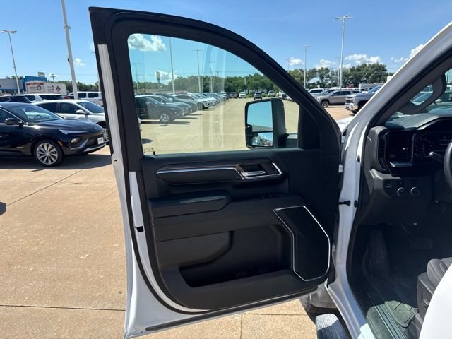 Used 2024 Chevrolet Silverado 2500 LT w/ All Star Edition AWD/4WD image 9