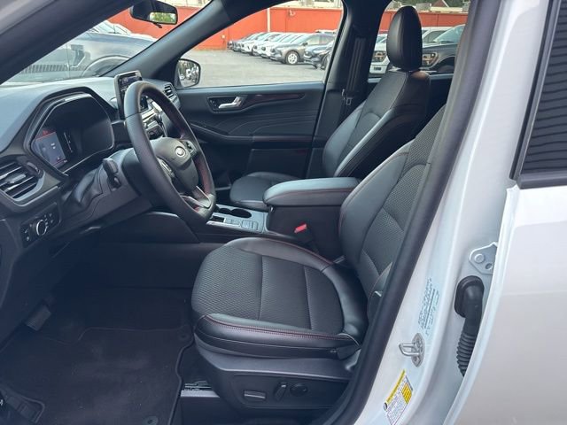 New 2025 Ford Escape ST-Line w/ Equipment Group 301A image 26