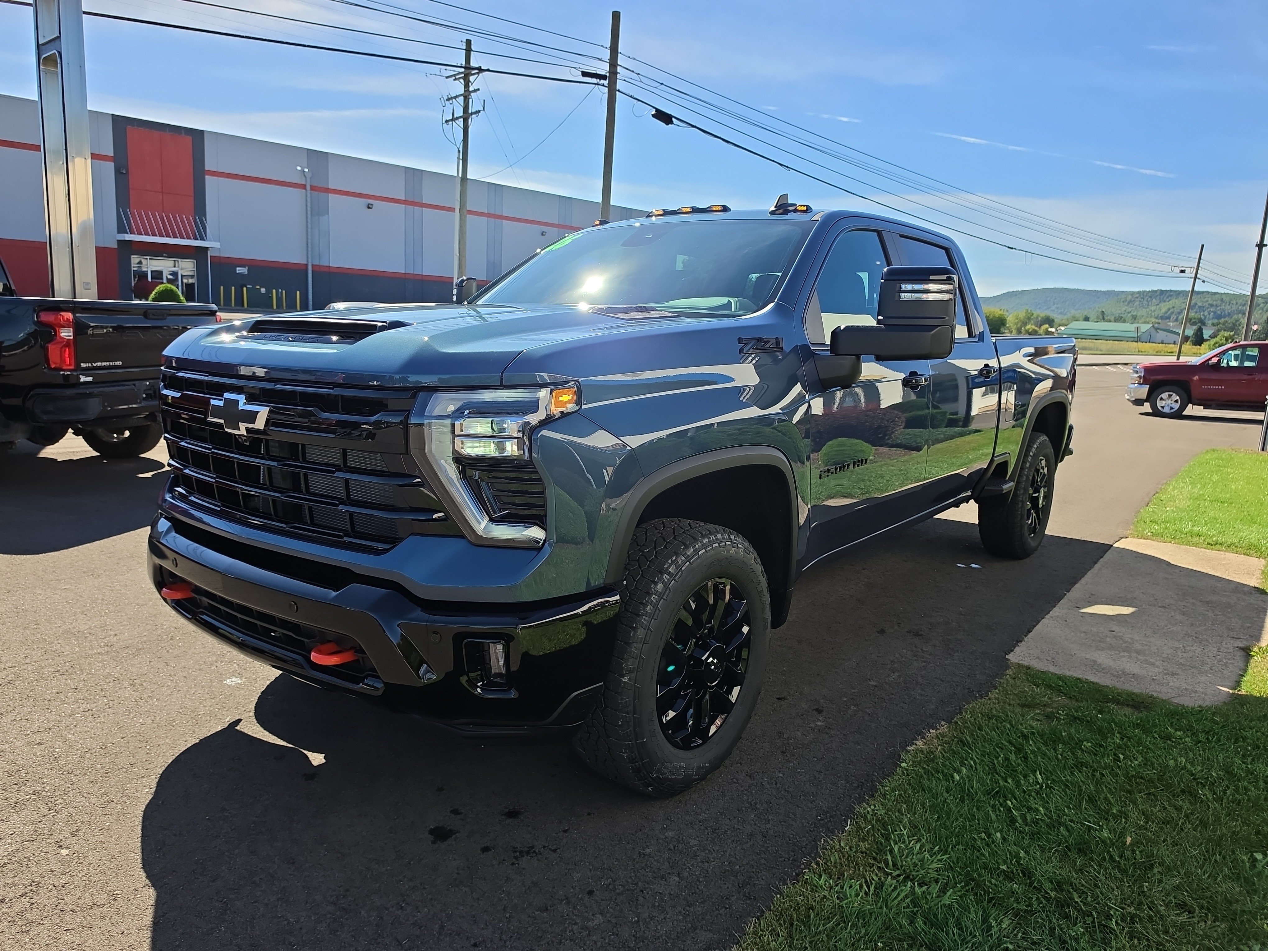 New 2026 Chevrolet Silverado 2500 LT w/ Trail Boss Package AWD/4WD image 8