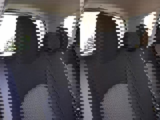 Used 2023 Kia Soul LX w/ LX Technology Package image 35