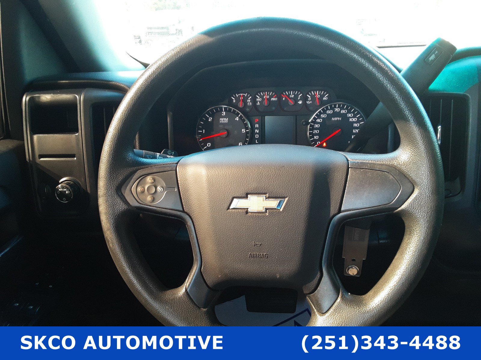 Used 2018 Chevrolet Silverado 1500 Custom RWD image 18