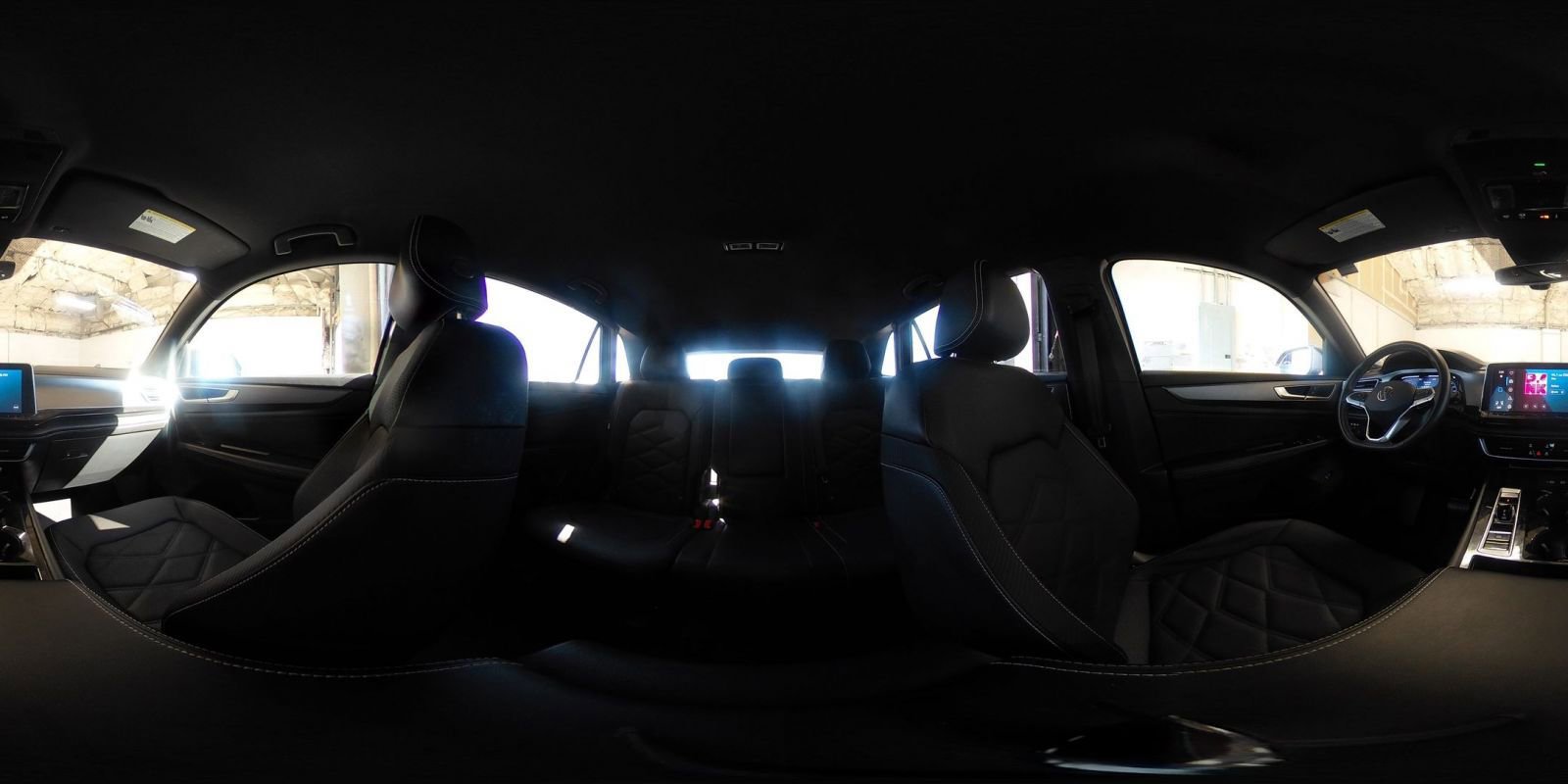 Used 2025 Volkswagen Atlas Cross Sport SE image 42