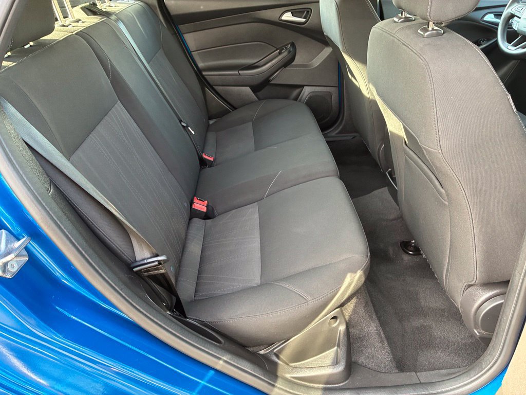 Used 2018 Ford Focus SE FWD image 17