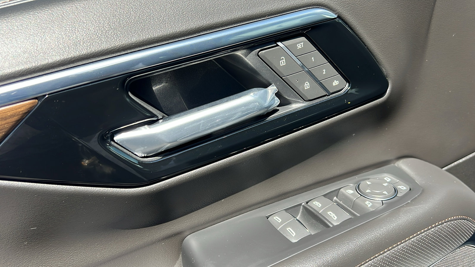 New 2025 Chevrolet Suburban High Country image 20