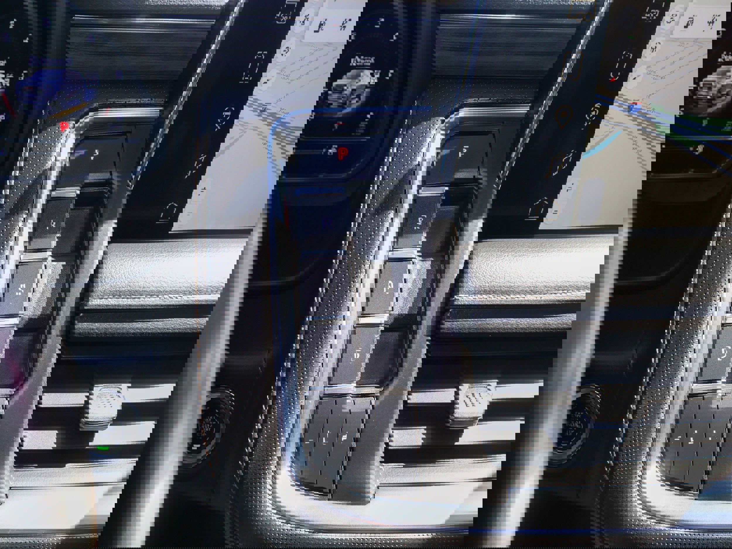 Used 2022 GMC Yukon XL SLT w/ SLT Premium Package image 33