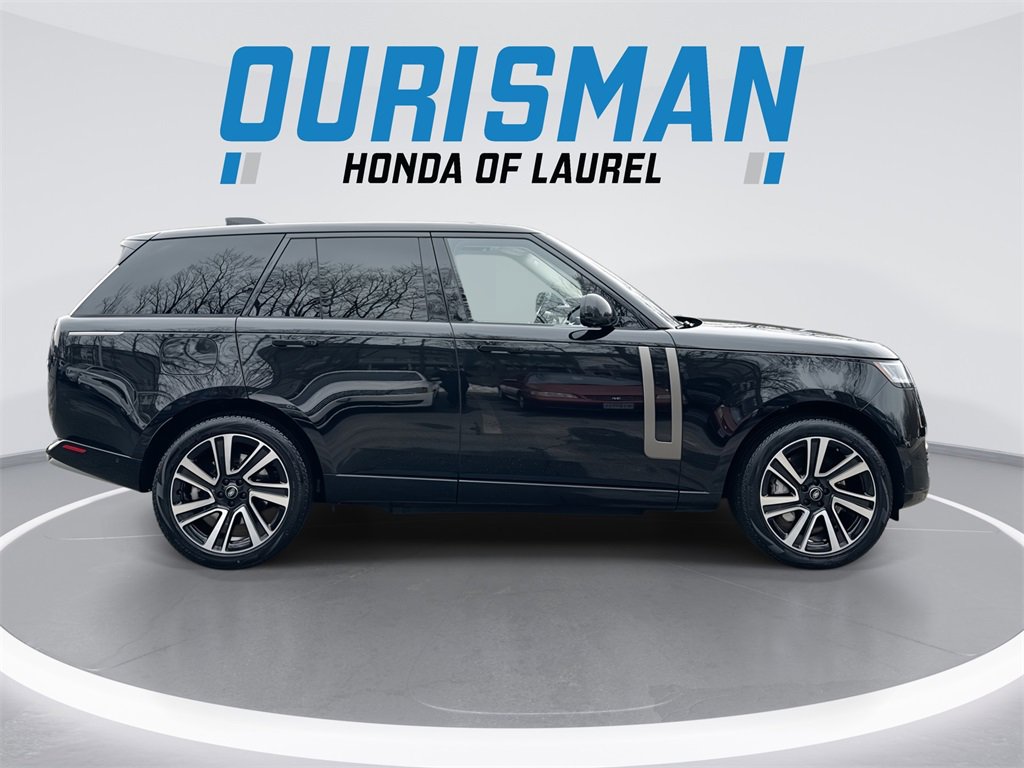 Used 2023 Land Rover Range Rover SE image 9