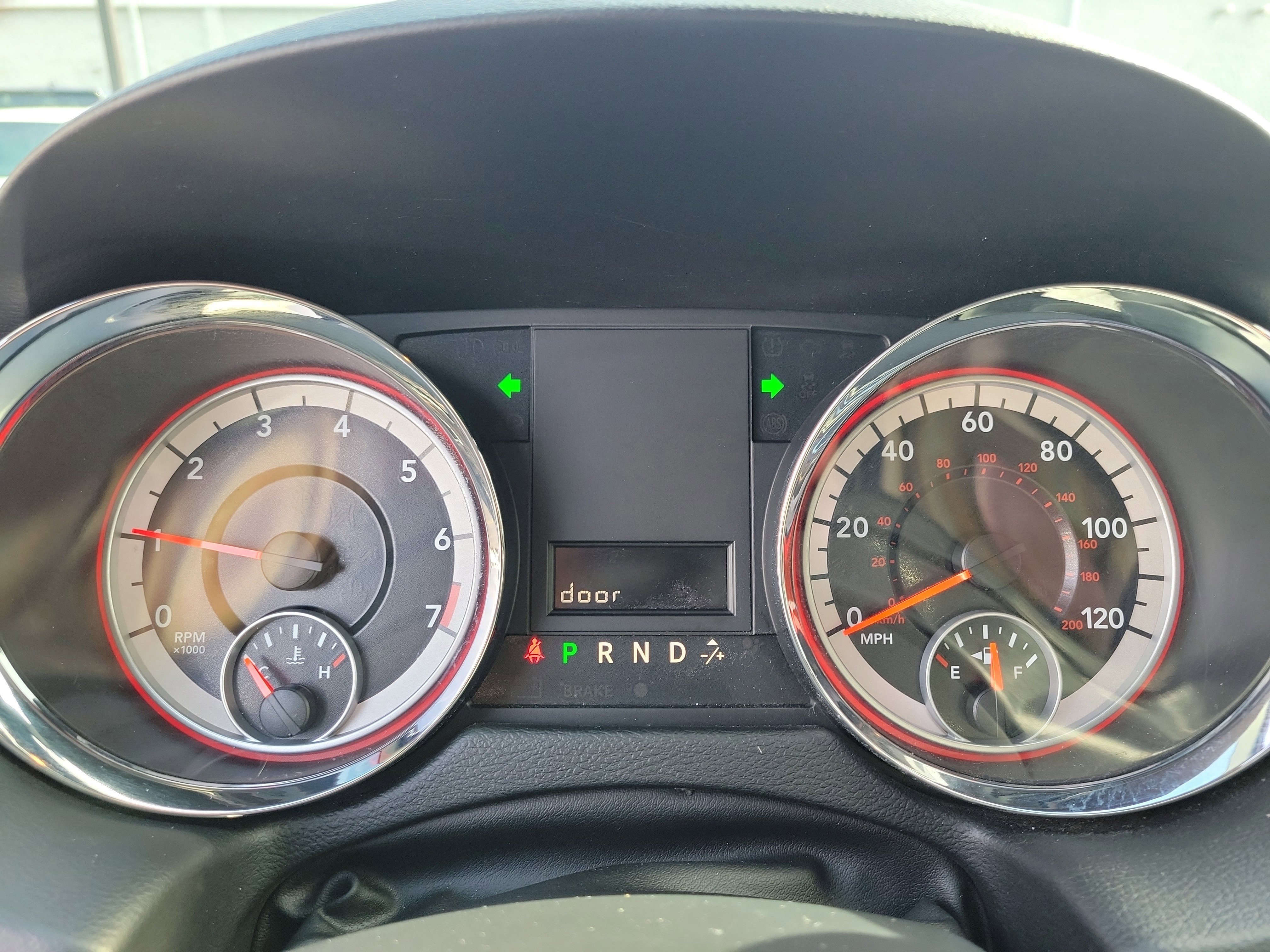 Used 2015 Dodge Grand Caravan SXT w/ Blacktop Package image 24