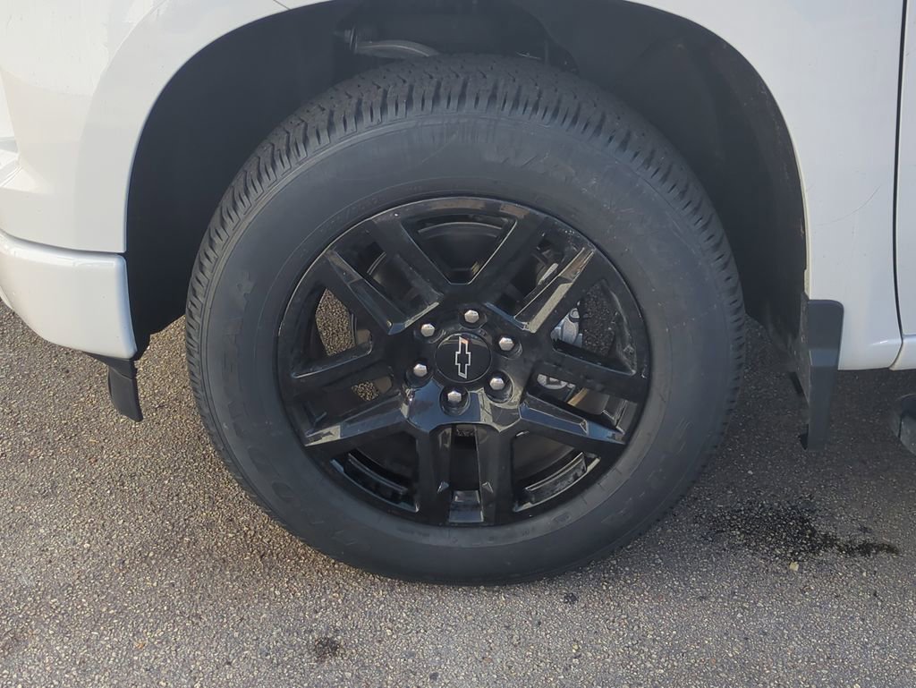 Used 2023 Chevrolet Silverado 1500 Custom w/ LPO, Dark Essentials Package image 12