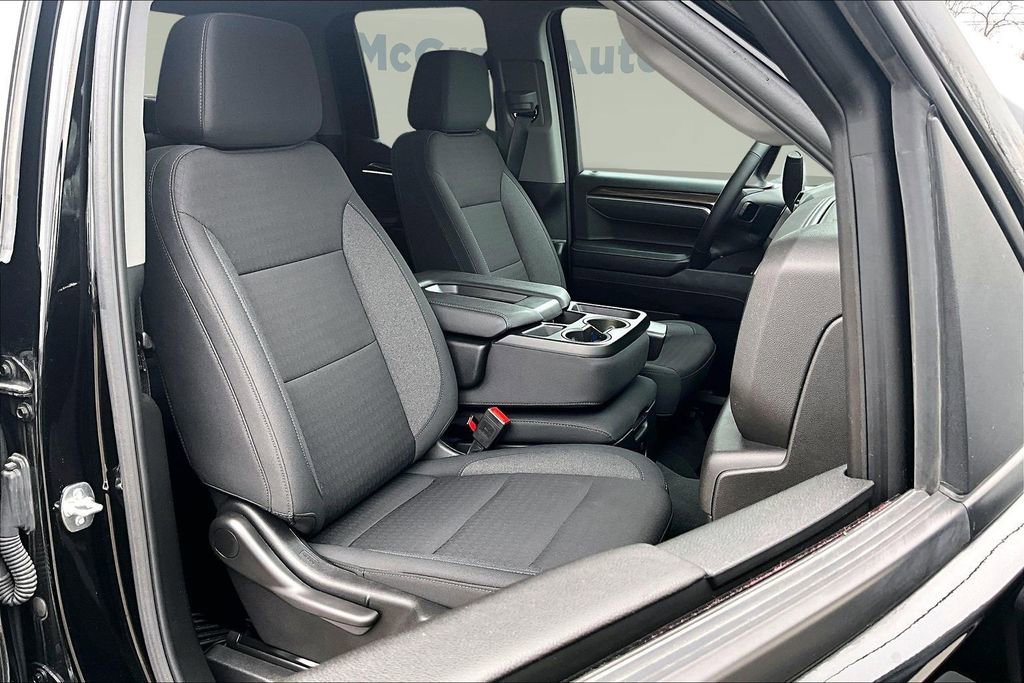 Used 2025 Chevrolet Silverado 1500 LT AWD/4WD image 29