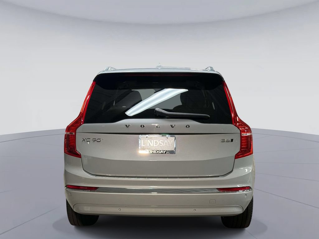 Used 2024 Volvo XC90 B6 Ultimate w/ Protection Package Premier AWD/4WD image 11