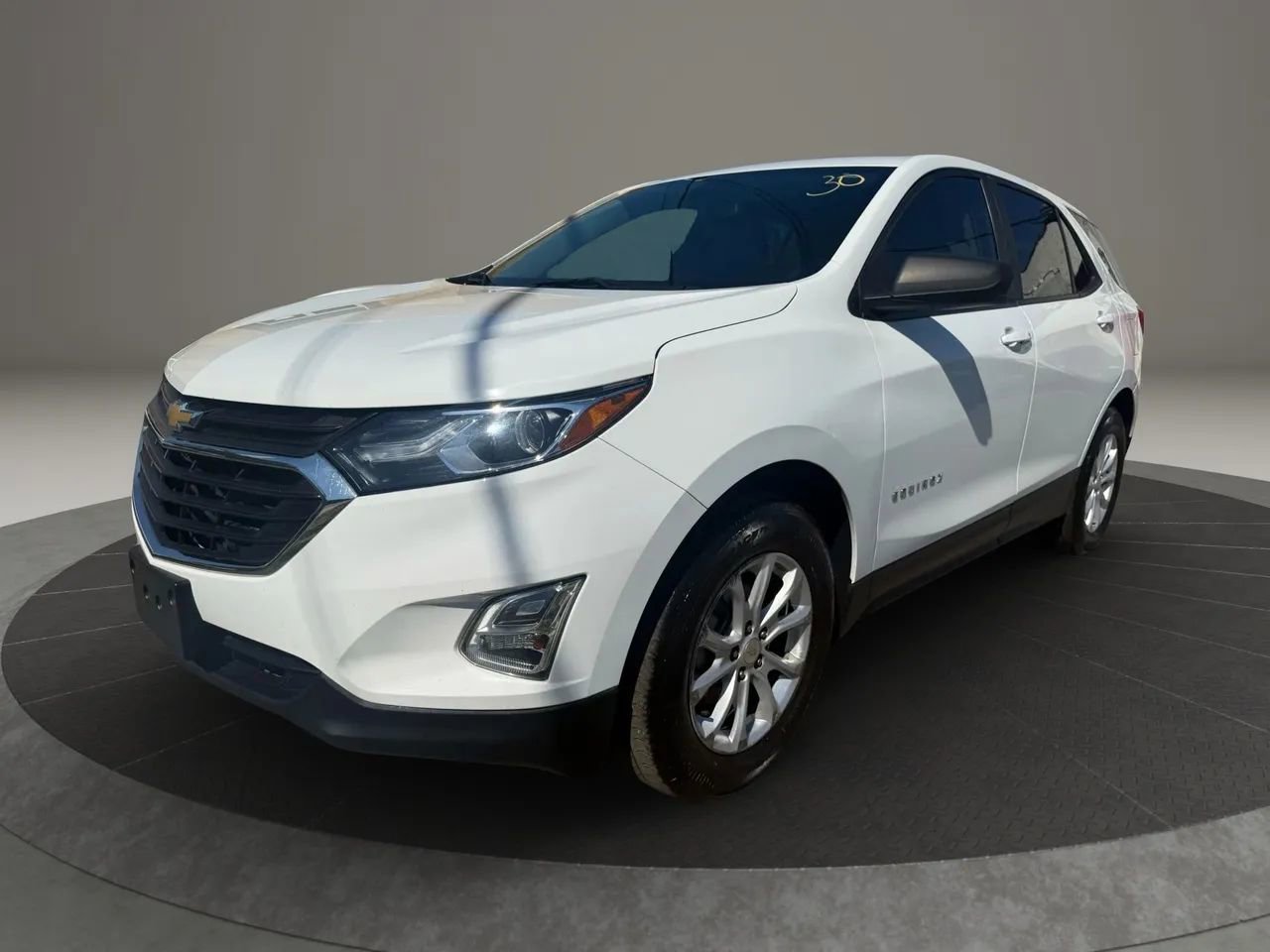 Used 2021 Chevrolet Equinox LS w/ LS Convenience Package