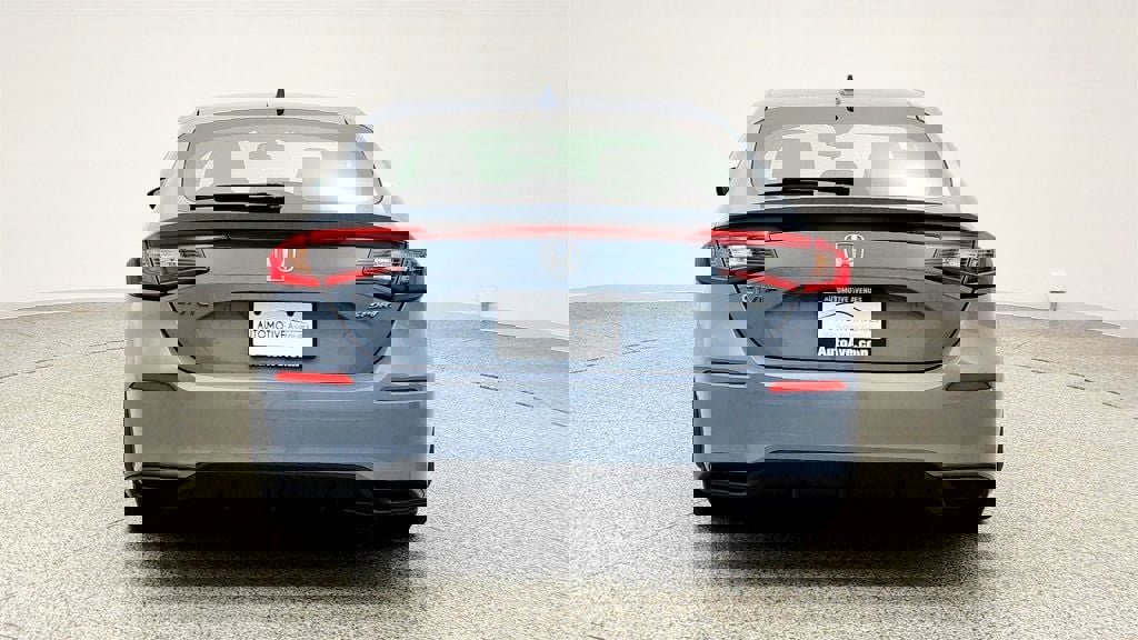 Used 2023 Honda Civic Sport image 6