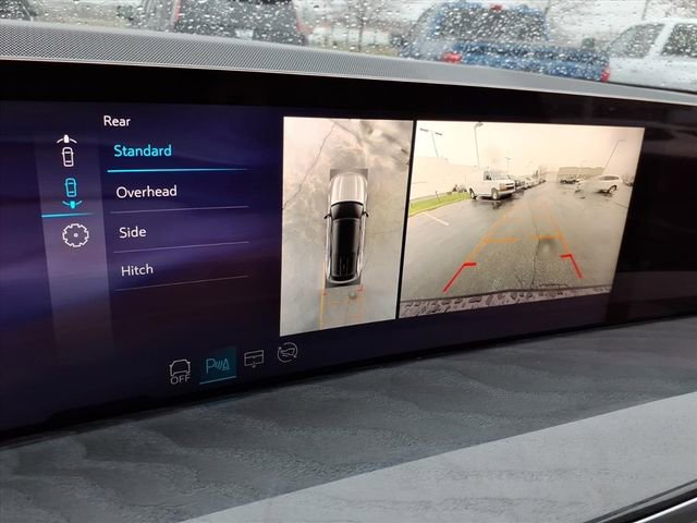 Used 2025 Cadillac Escalade IQ Luxury 1 image 32