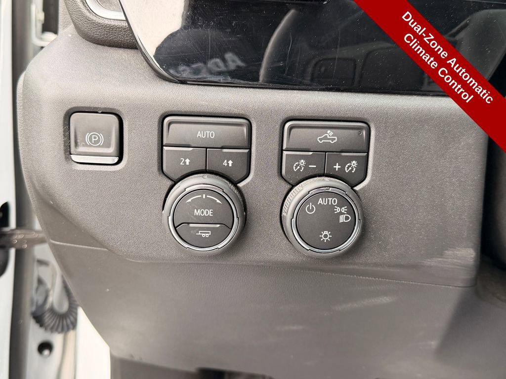 Used 2023 Chevrolet Silverado 1500 LT image 32