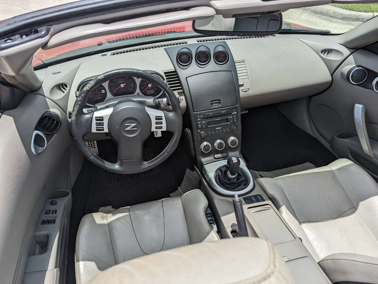 Used 2007 Nissan 350Z Touring image 15