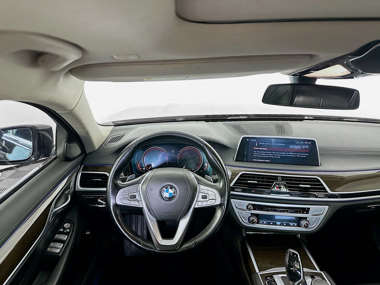 Used 2019 BMW 740i xDrive AWD/4WD image 23